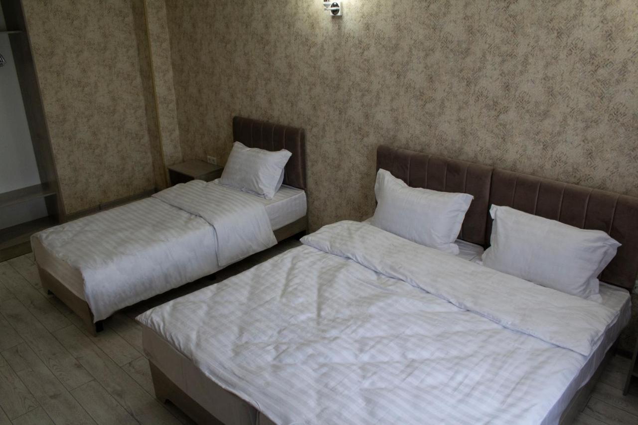 Artist Regenci Hotel طشقند المظهر الخارجي الصورة
