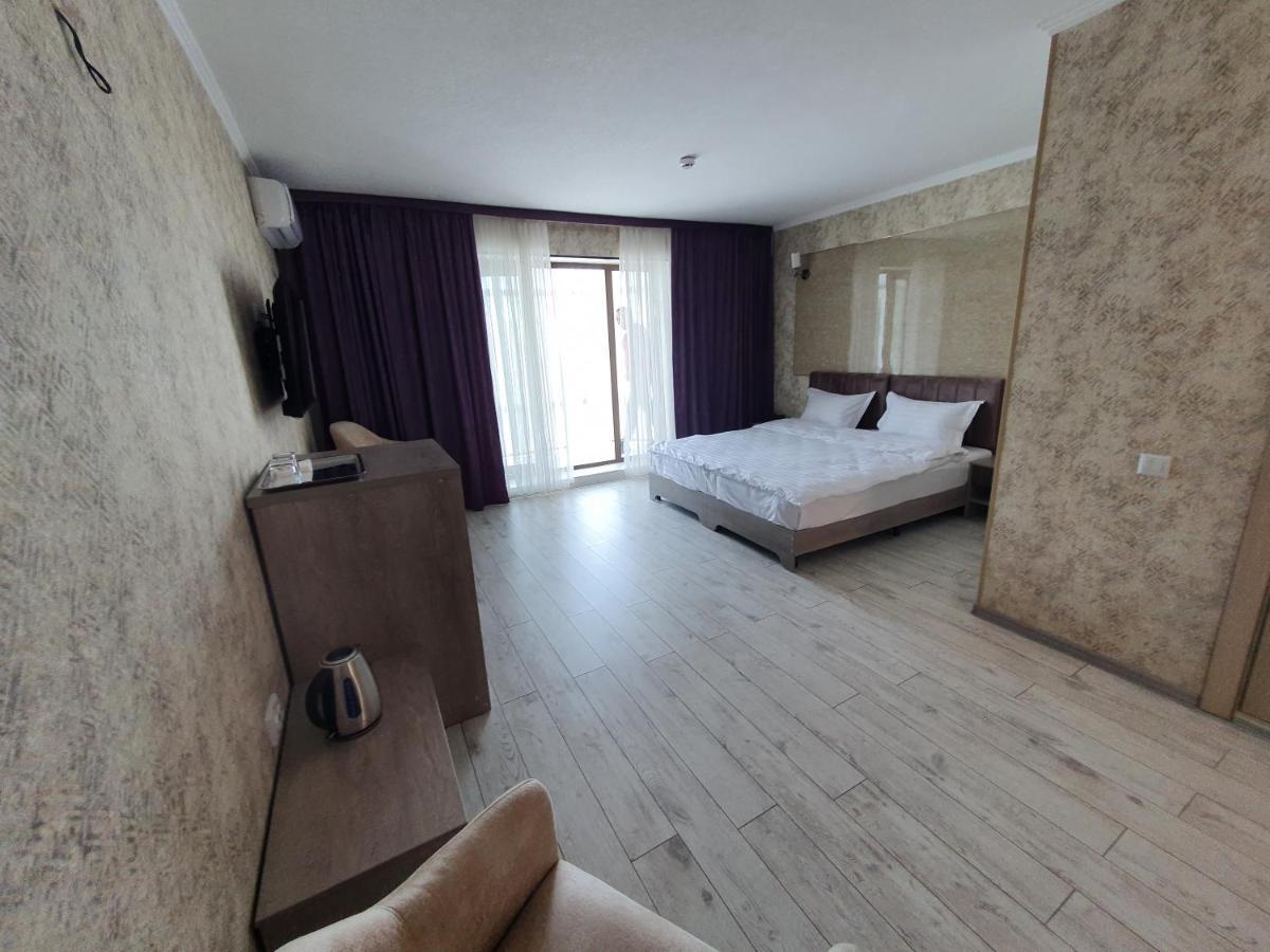Artist Regenci Hotel طشقند المظهر الخارجي الصورة