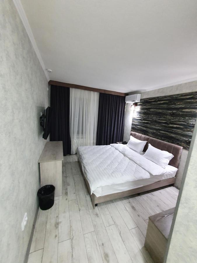 Artist Regenci Hotel طشقند المظهر الخارجي الصورة