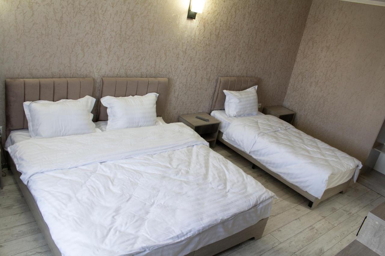 Artist Regenci Hotel طشقند المظهر الخارجي الصورة